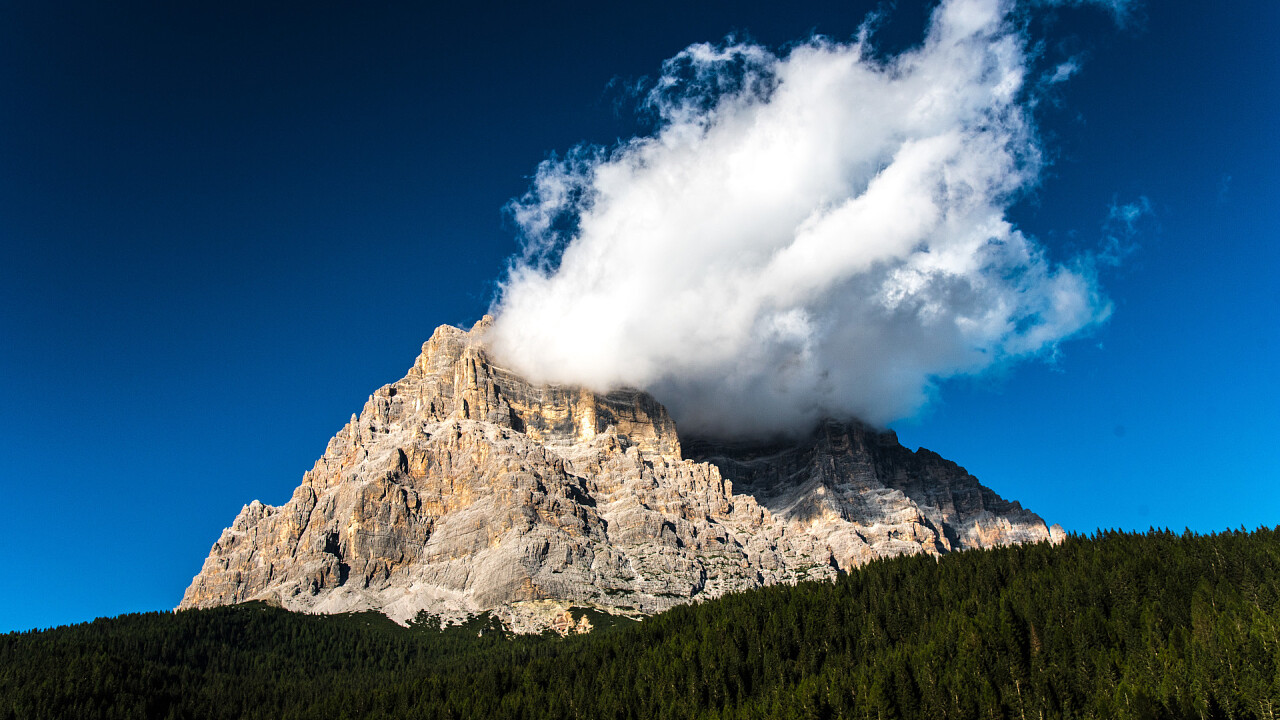 Il Monte Pelmo Nelle Dolomiti Bellunesi