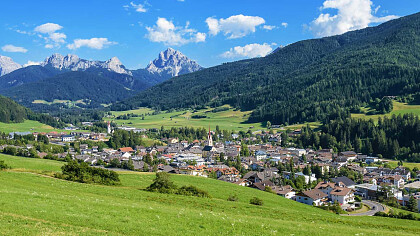 paese_nuvole_monguelfo_shutterstock