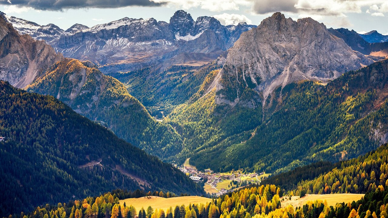 Malga Ciapela: skiing holidays at the foot of Marmolada